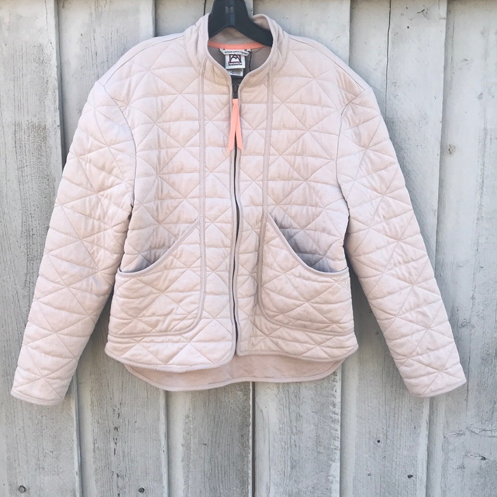 Avalanche Women's Lightweight Quilted Jacket With Pockets- size L